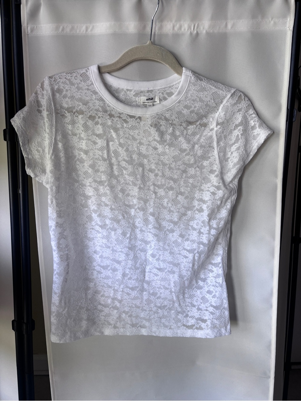 aerie NWT White Floral Lace Short Sleeve Tee